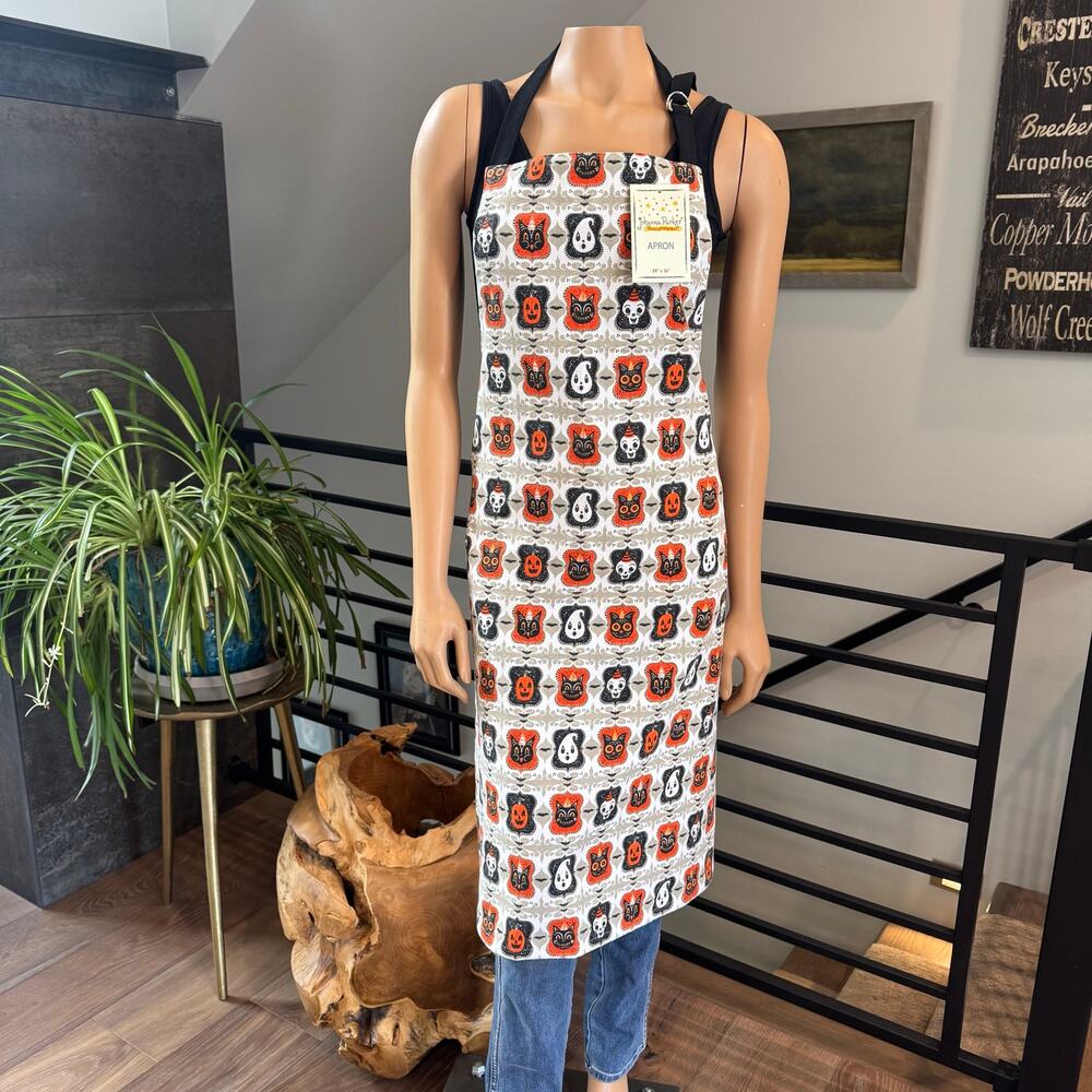 Johanna Parker Halloween Apron Ghost Frame Spooks Vintage Retro 28x36 Fall